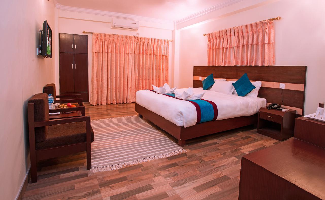 Hotel Spring Похара Екстериор снимка