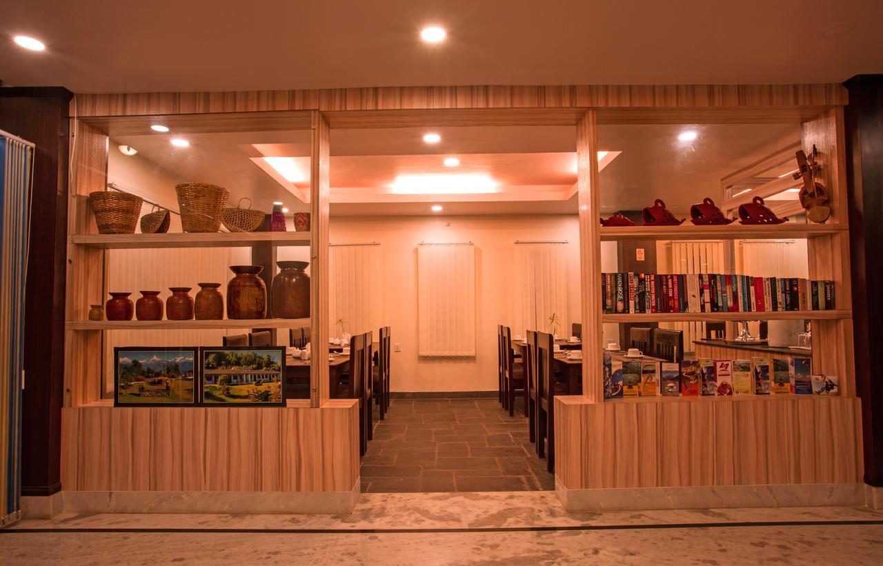 Hotel Spring Похара Екстериор снимка