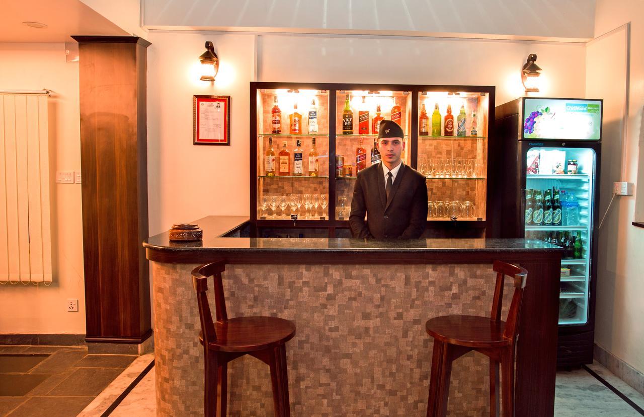 Hotel Spring Похара Екстериор снимка