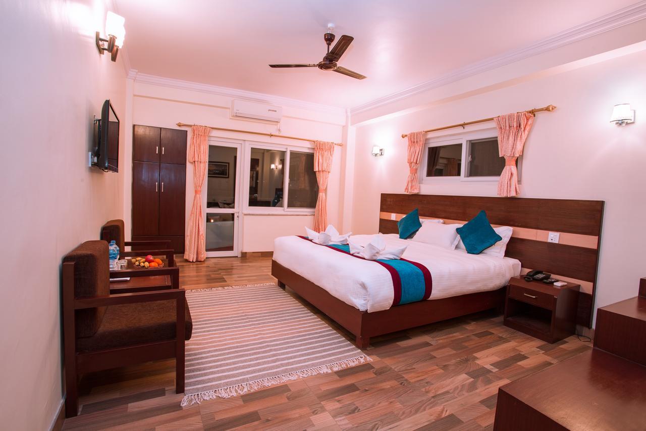 Hotel Spring Похара Екстериор снимка