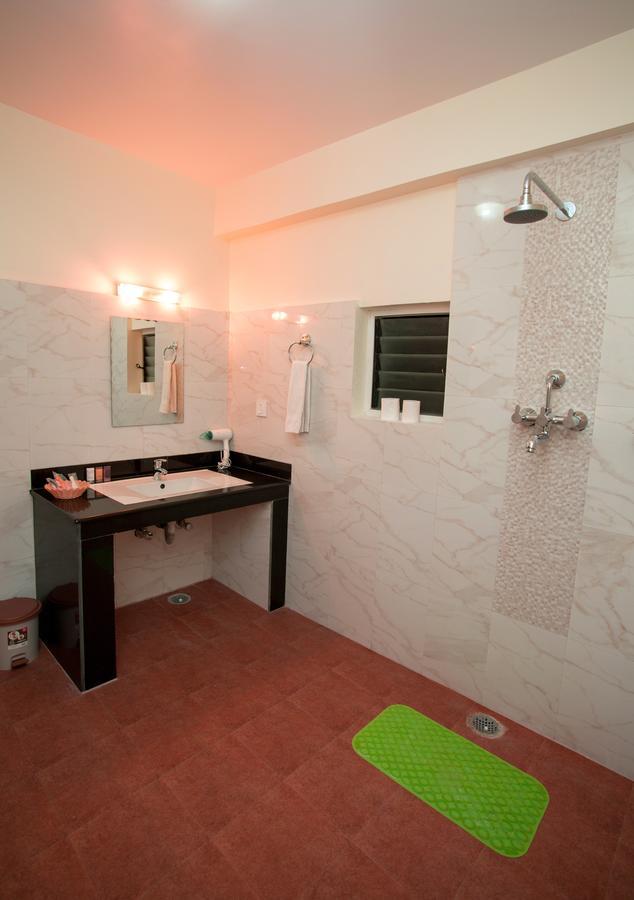Hotel Spring Похара Екстериор снимка